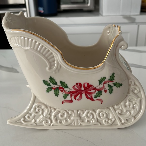 Lenox Sleigh Holiday Centerpiece, Lenox, Christmas, Collectibles, - Picture 3 of 6